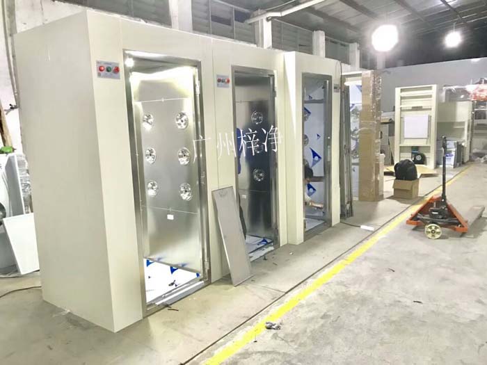 风淋室组装现场 风淋室组装现场
