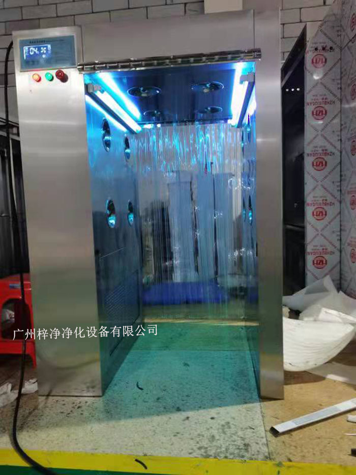 风淋室安装现场实拍图 风淋室安装现场实拍图
