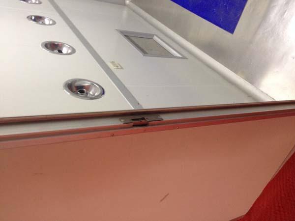 彩钢板风淋室 彩钢板风淋室照片